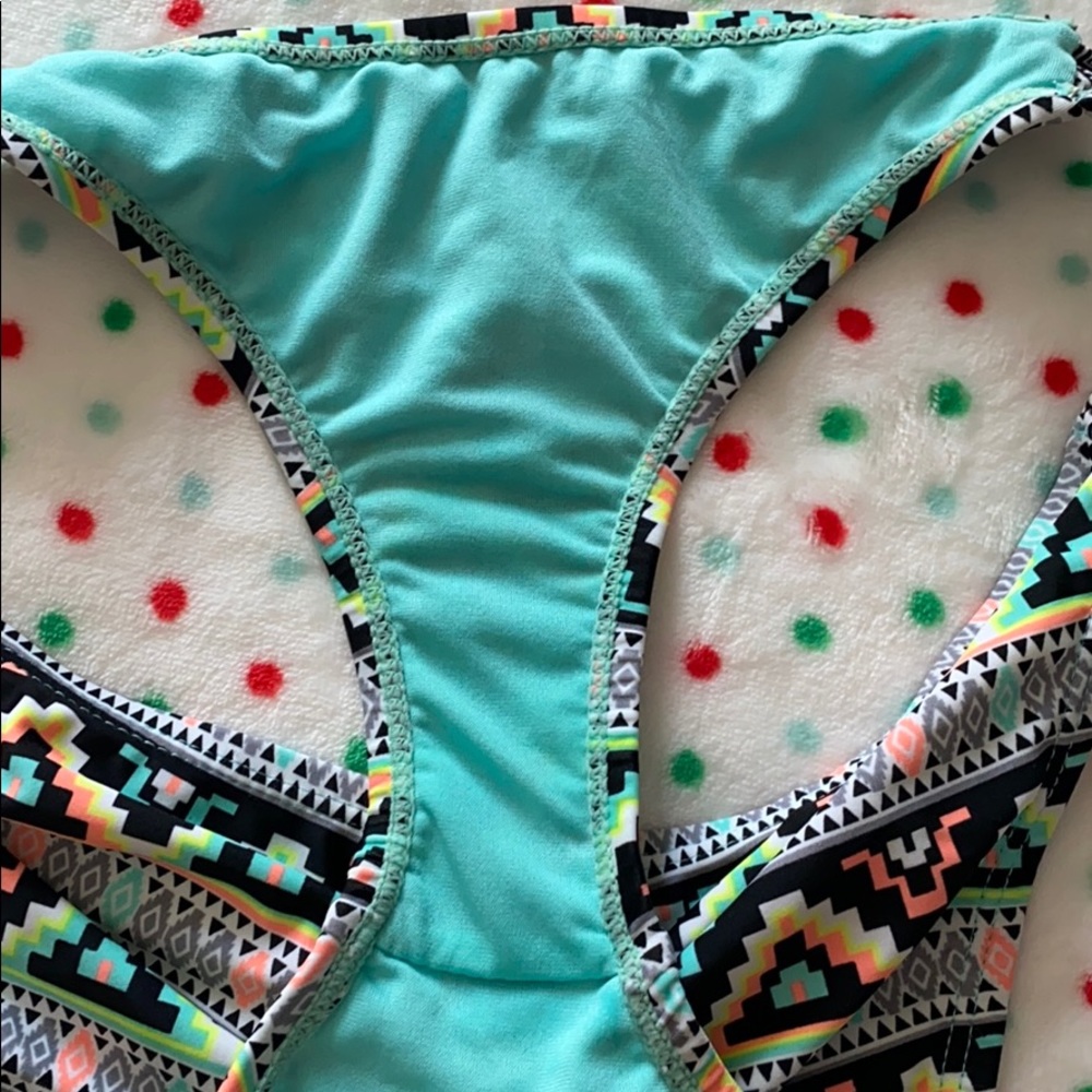 Trillium Patterned Bikini Bottom - Picture 6 of 6